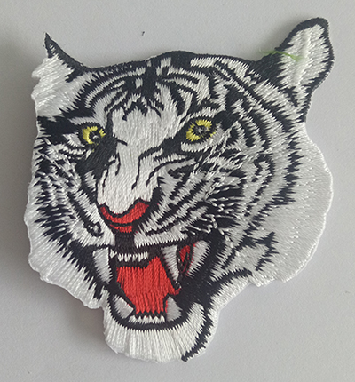 Custom made embroidery patch(024)